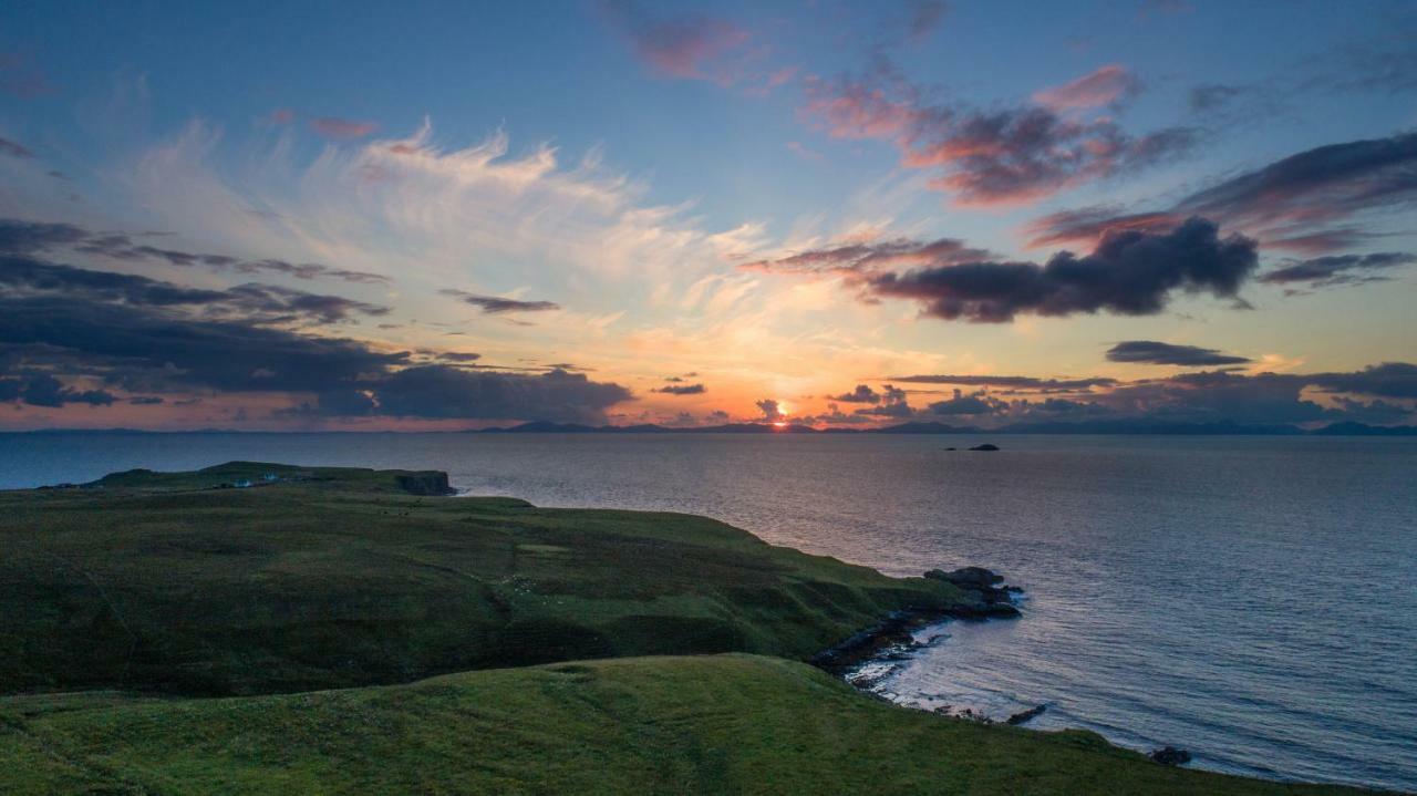 Buaile Nan Carn Villa Kilmuir  Exteriör bild